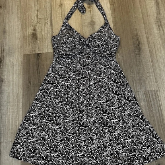 Tommy Bahama Halter Active Dress. Size XS. EUC. - Picture 1 of 7
